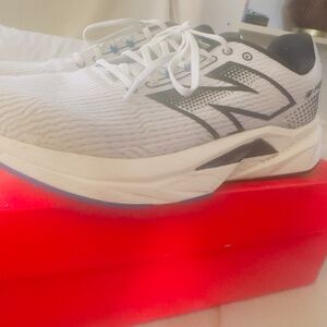 New balance fuel cell propel v5